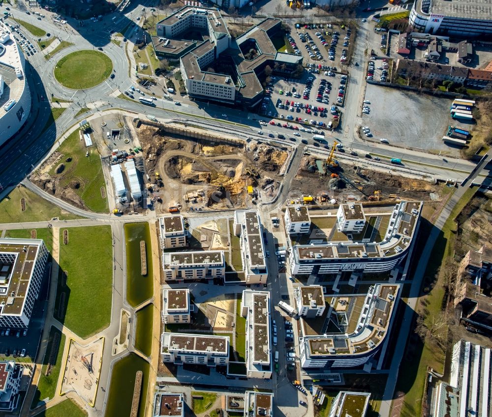 Luftbild Essen - Baustelle zu Bürogebäude und Unternehmenszentrale der Funke Mediengruppe am Berliner Platz im Uni-Viertel in Essen im Bundesland Nordrhein-Westfalen