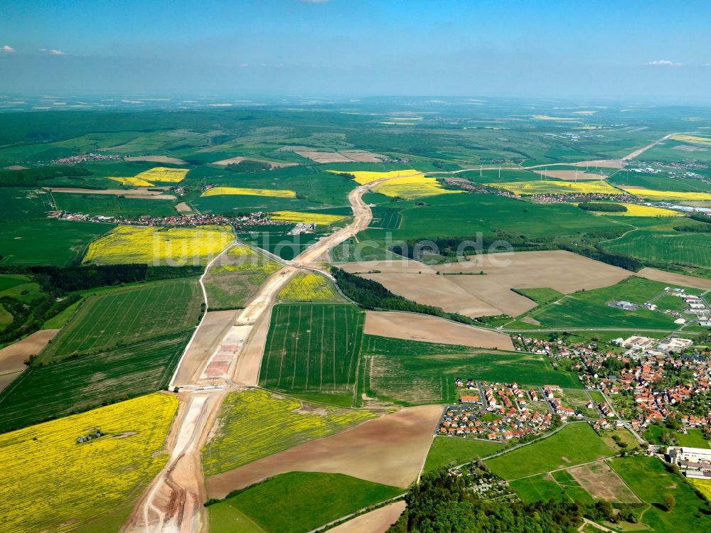 Eisenach von oben - Baustelle der Bundesautobahn A4 nördlich des Ortsteils Stregda in Eisenach im Bundesland Thüringen