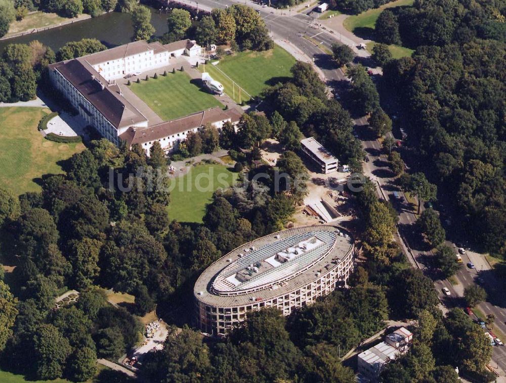 Luftbild Berlin-Tiergarten - Baustelle Bundespräsidialamt im Berliner Tiergarten am Schloß Bellevue 19.09.1997