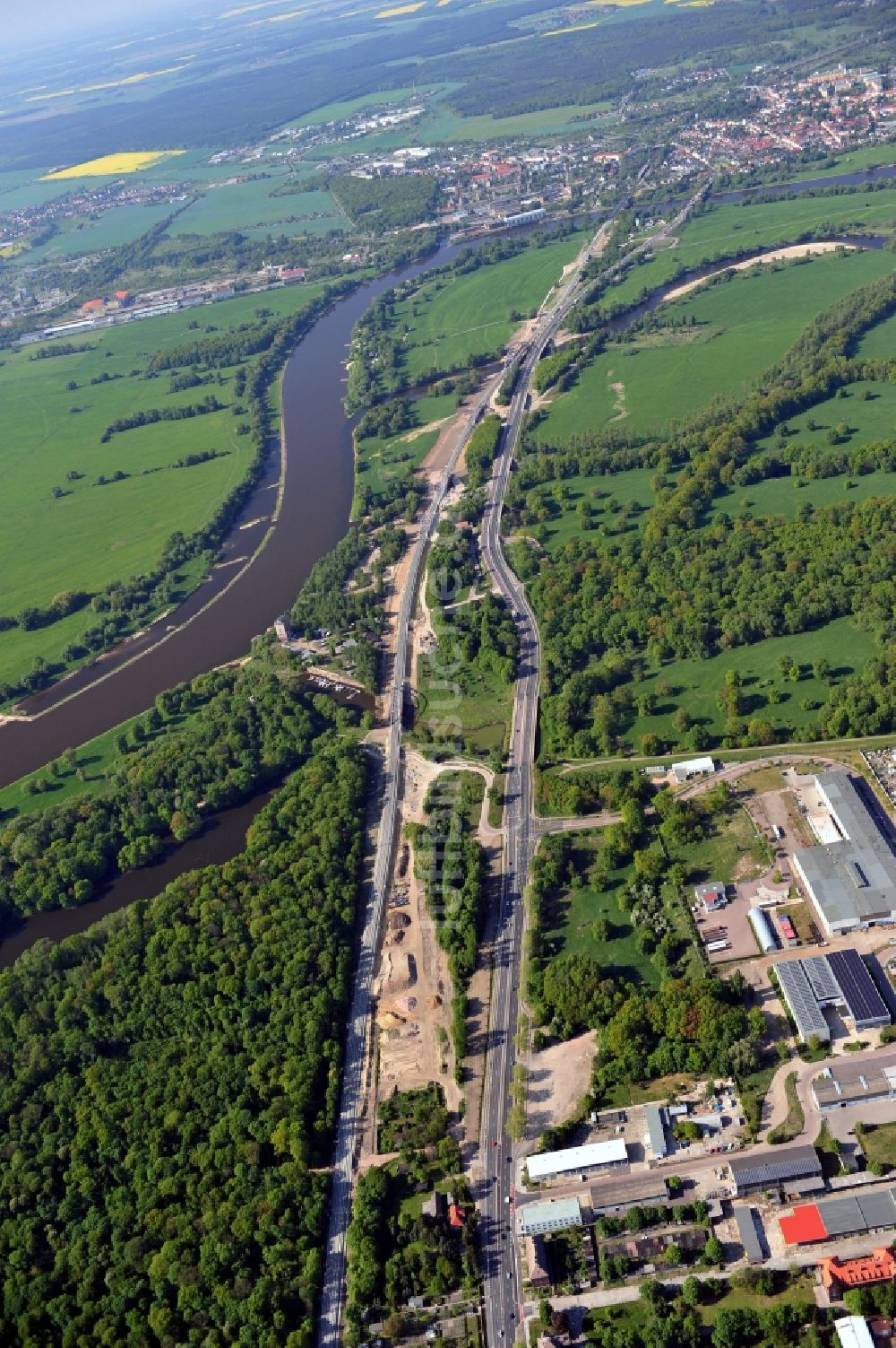 Luftbild Dessau-Roßlau - Baustelle Bundesstraße 184 in Dessau-Roßlau im Bundesland Sachsen-Anhalt