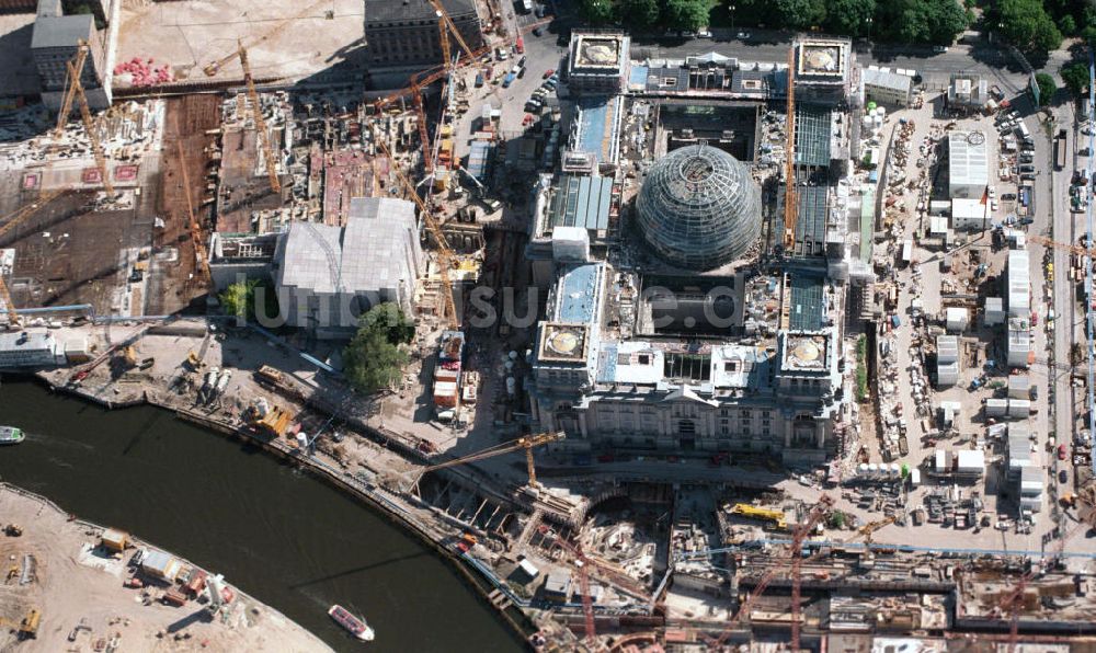 Luftbild Berlin - Baustelle Bundestag im Regierungsviertel Berlin