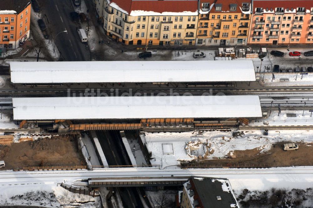 Berlin aus der Vogelperspektive: Baustelle / constraution area S-Bahn Berlin-Baumschulenweg