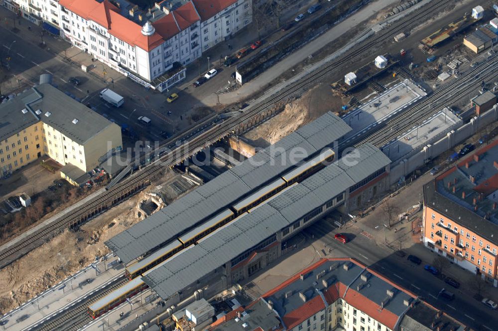 Berlin aus der Vogelperspektive: Baustelle / constraution area S-Bahn Berlin-Baumschulenweg