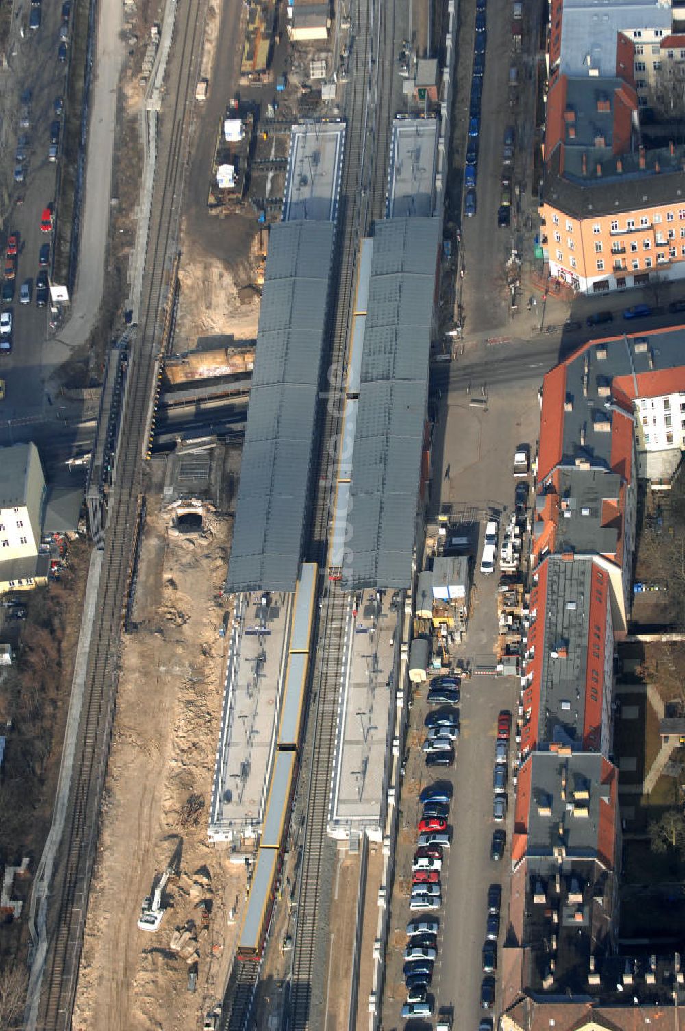 Luftaufnahme Berlin - Baustelle / constraution area S-Bahn Berlin-Baumschulenweg