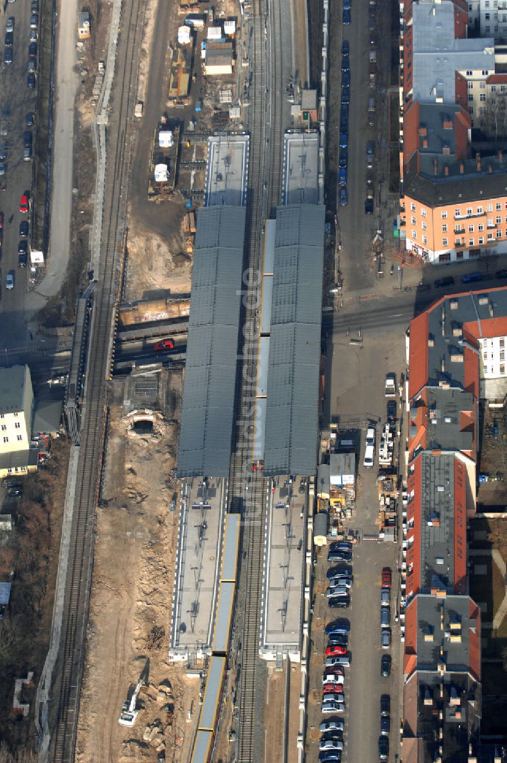 Berlin von oben - Baustelle / constraution area S-Bahn Berlin-Baumschulenweg