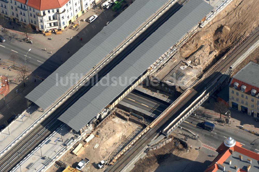 Berlin von oben - Baustelle / constraution area S-Bahn Berlin-Baumschulenweg