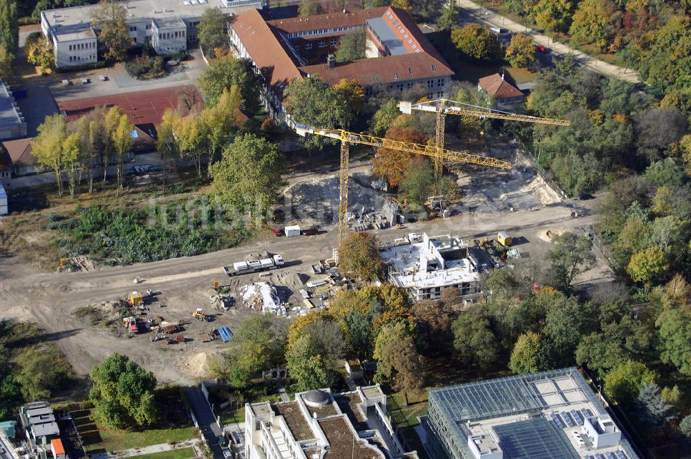 Luftbild Berlin - Baustelle Diplomaten Park im Botschaftsviertel Berlins