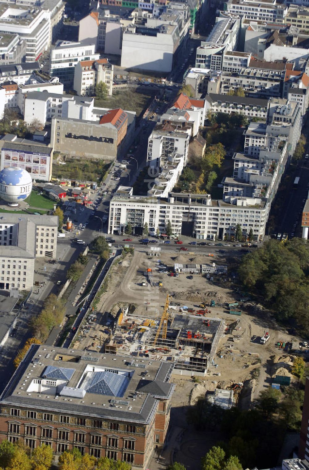 Luftaufnahme Berlin - Baustelle des Dokumentationszentrums Topographie des Terrors und Martin Gropius Bau in Berlin Kreuzberg