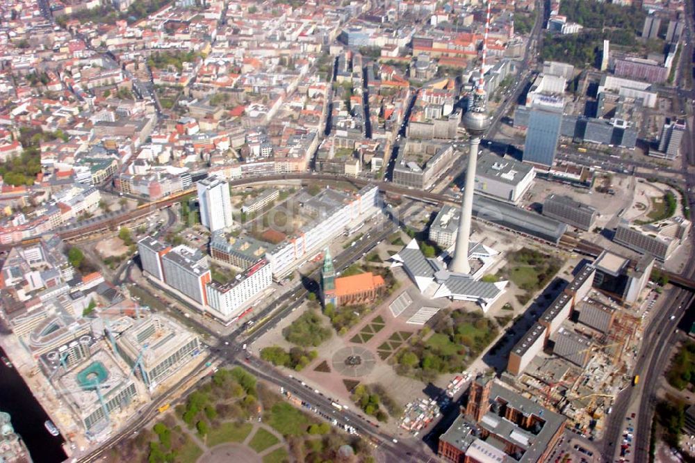 Luftbild Berlin - Baustelle Dom Aquarree und Rathauspassagen am Berliner Fernsehturm in Berlin - Mitte