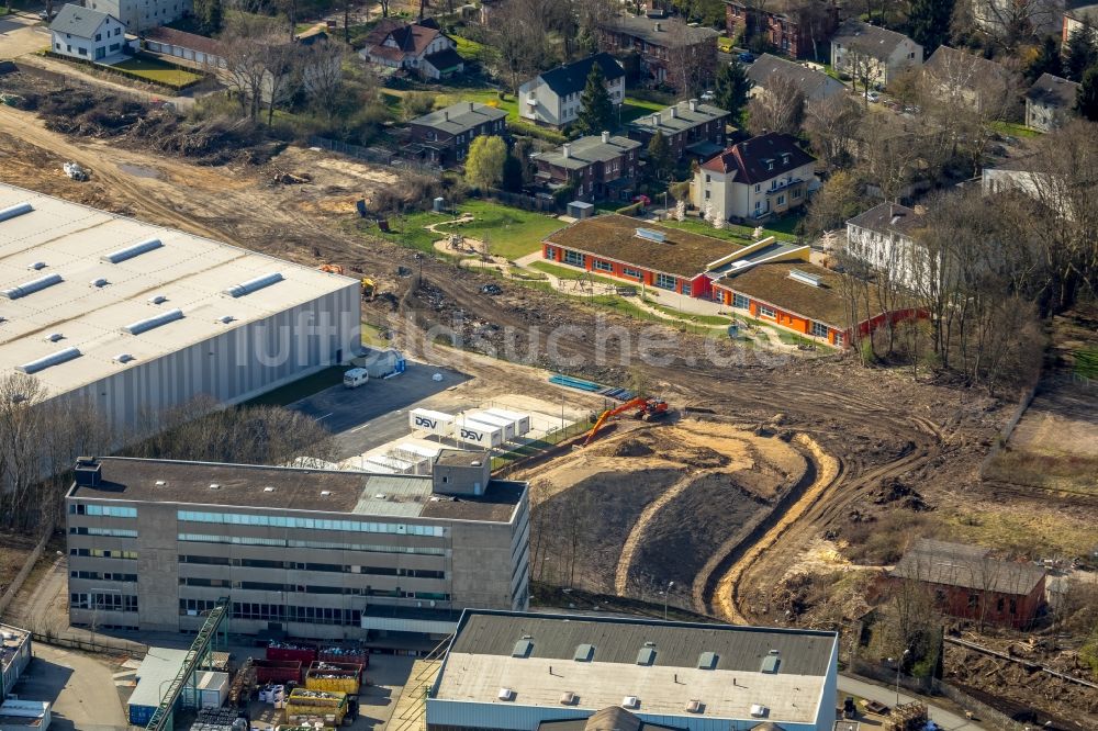 Luftaufnahme Bochum - Baustelle für einen Erweiterungs- Neubau auf dem Klinikgelände des Krankenhauses Augusta Kliniken Bochum Hattingen in Bochum im Bundesland Nordrhein-Westfalen, Deutschland