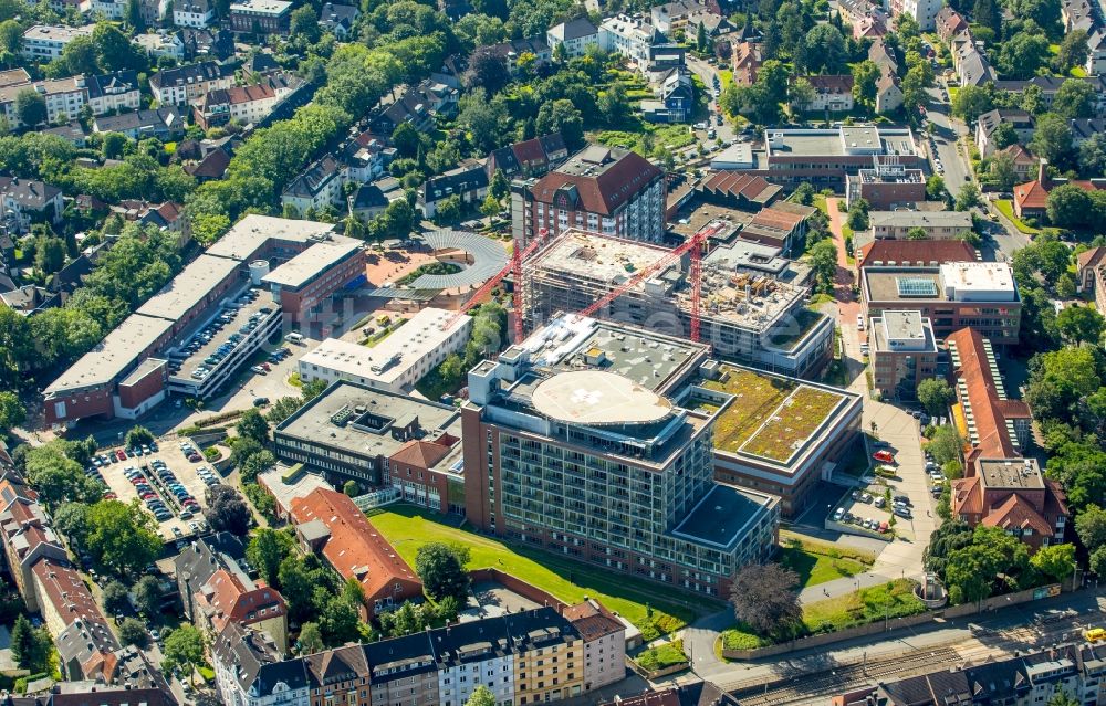 Luftbild Bochum - Baustelle für einen Erweiterungs- Neubau auf dem Klinikgelände des Krankenhauses des Berufsgenossenschaftliches Universitätsklinikums Bergmannsheil in Bochum im Bundesland Nordrhein-Westfalen