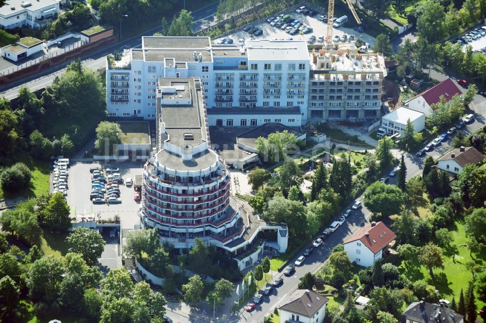 Luftbild Bad Kissingen - Baustelle für einen Erweiterungs- Neubau auf dem Klinikgelände des Krankenhauses Klinik Bavaria GmbH & Co. KG in Bad Kissingen im Bundesland Bayern, Deutschland