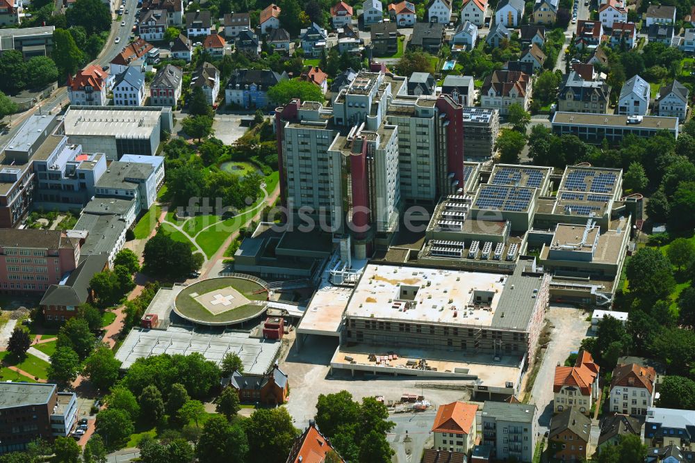 Luftbild Bielefeld - Baustelle für einen Erweiterungs- Neubau auf dem Klinikgelände des Krankenhauses Klinikum Bielefeld - Mitte in Bielefeld im Bundesland Nordrhein-Westfalen, Deutschland