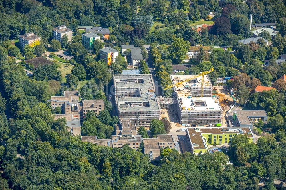 Luftaufnahme Düsseldorf - Baustelle für einen Erweiterungs- Neubau auf dem Klinikgelände des Krankenhauses LVR-Klinikum Grafenberg in Düsseldorf im Bundesland Nordrhein-Westfalen