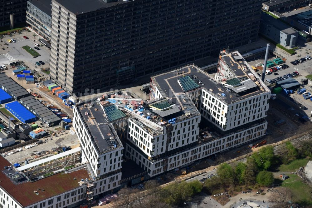 Luftaufnahme Kopenhagen - Baustelle für einen Erweiterungs- Neubau auf dem Klinikgelände des Krankenhauses Rigshospitalet am Blegdamsvej in Kopenhagen in Dänemark