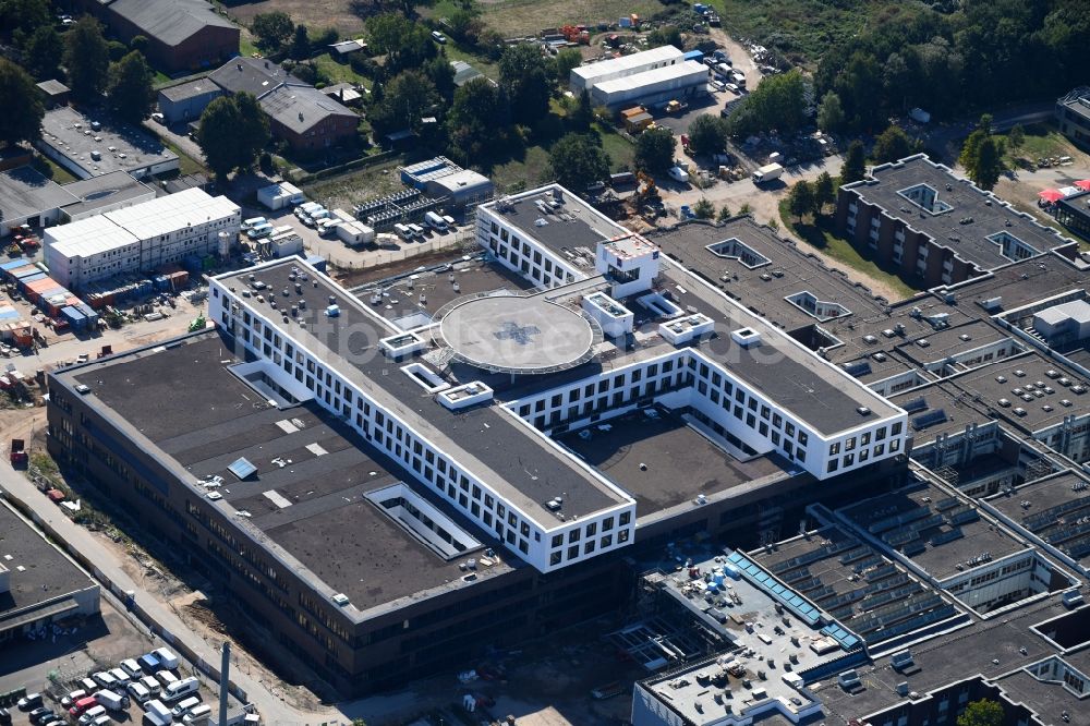 Luftbild Lübeck - Baustelle für einen Erweiterungs- Neubau auf dem Klinikgelände des Krankenhauses UKSH Universitätsklinikum Schleswig-Holstein im Ortsteil St. Jürgen in Lübeck im Bundesland Schleswig-Holstein, Deutschland