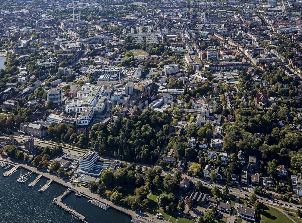 Luftbild Kiel - Baustelle für einen Erweiterungs- Neubau auf dem Klinikgelände des Krankenhauses Universitätsklinikum Schleswig-Holstein im Ortsteil Ravensberg in Kiel im Bundesland Schleswig-Holstein, Deutschland