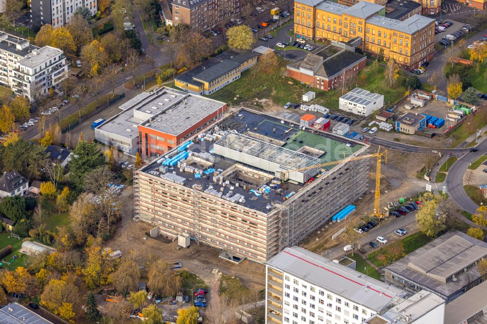 Luftbild Düsseldorf - Baustelle für einen Erweiterungs- Neubau auf dem Klinikgelände Uniklinik Klinik West in Düsseldorf im Bundesland Nordrhein-Westfalen, Deutschland