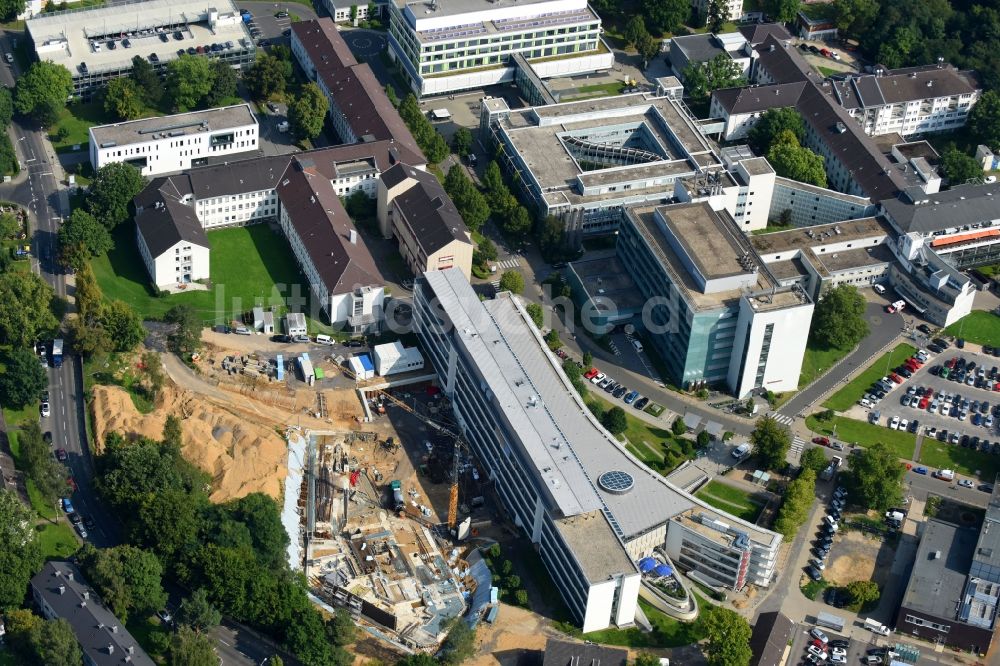 Bonn von oben - Baustelle für einen Erweiterungs- Neubau auf dem Klinikgelände des Universitätsklinikum Bonn in Bonn im Bundesland Nordrhein-Westfalen, Deutschland