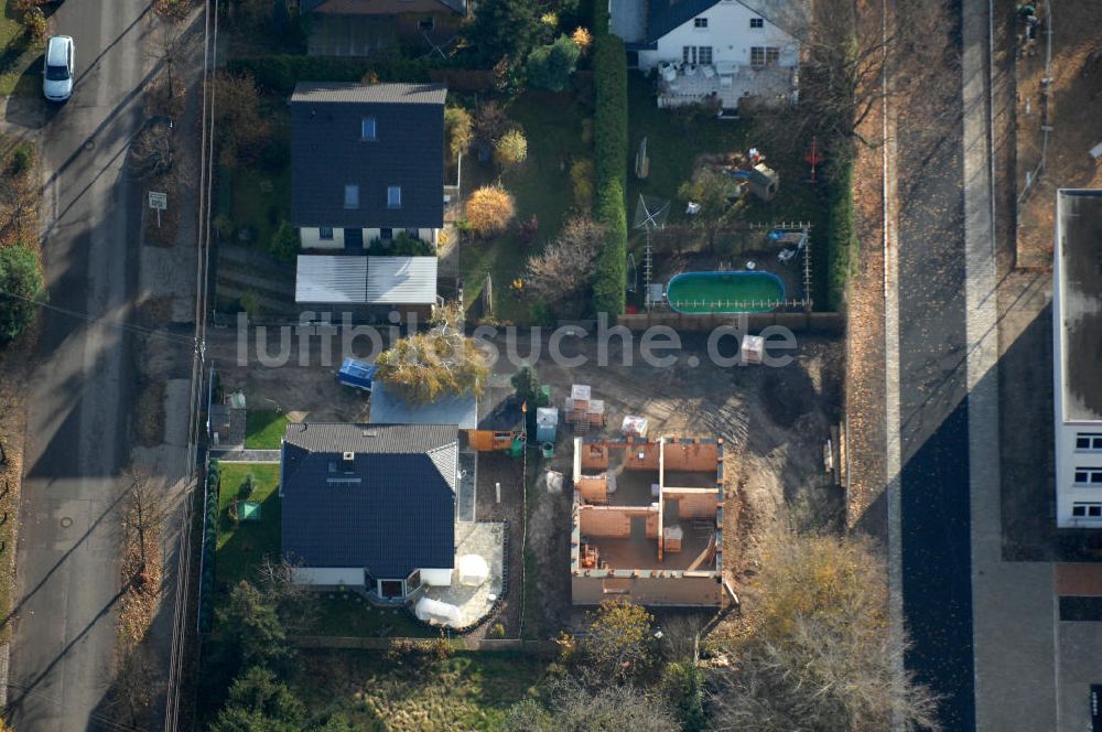 Luftaufnahme Berlin - Baustelle Einfamilenhaus in Berlin-Kaulsdorf