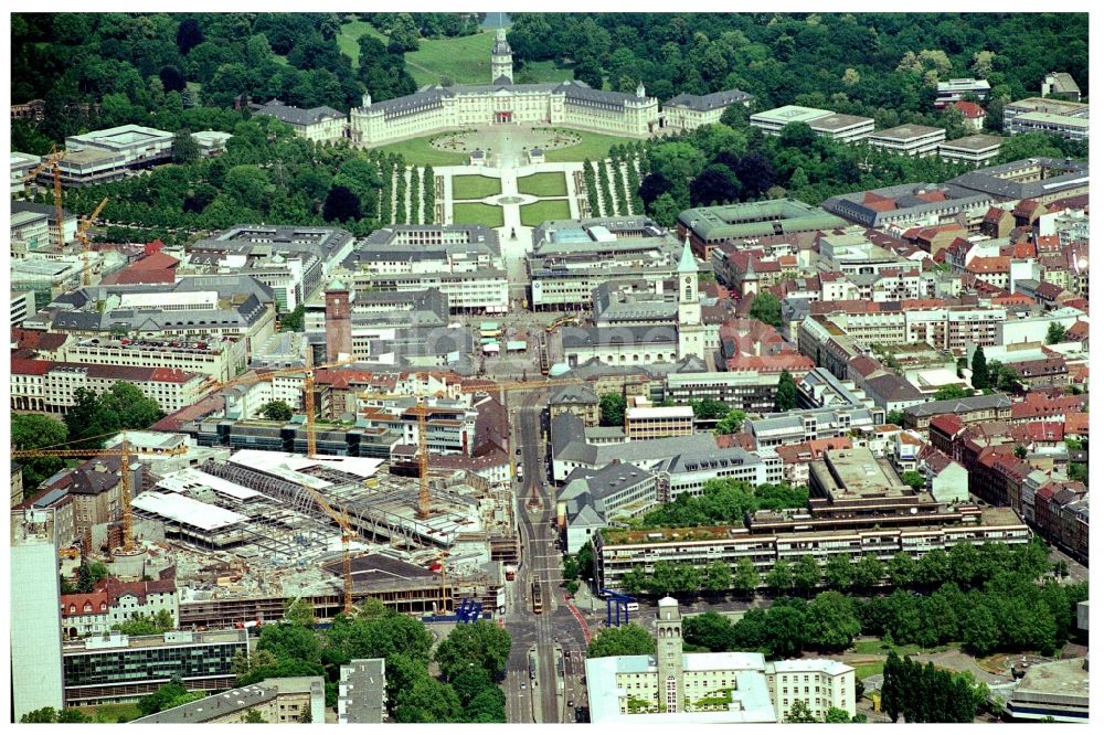 Karlsruhe aus der Vogelperspektive: Baustelle Einkaufs- Zentrum Ettlinger Tor Karlsruhe in Karlsruhe im Bundesland Baden-Württemberg, Deutschland