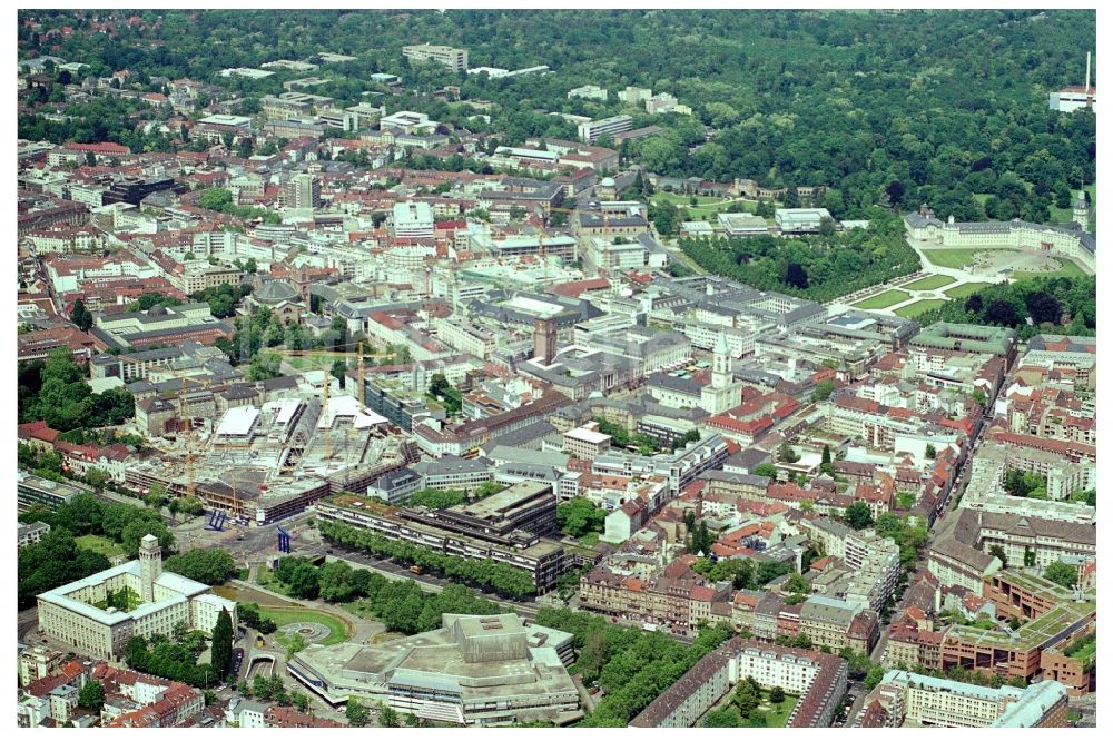 Karlsruhe aus der Vogelperspektive: Baustelle Einkaufs- Zentrum Ettlinger Tor Karlsruhe in Karlsruhe im Bundesland Baden-Württemberg, Deutschland