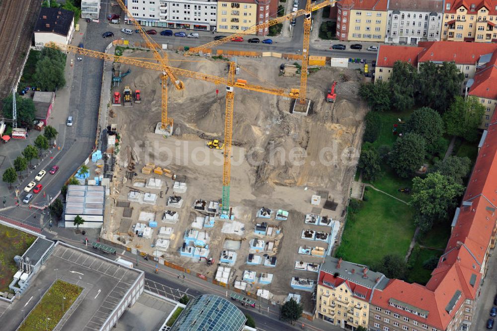 Luftbild Berlin Köpenick - Baustelle Einkaufszentrum am Elcknerplatz am Bahnhof Berlin - Köpenick