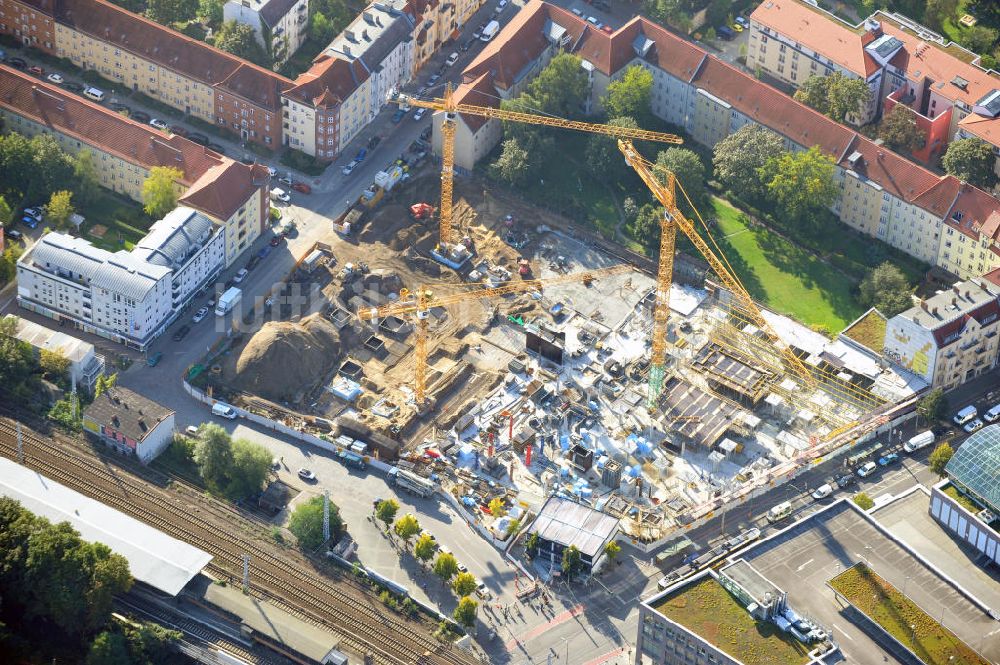 Berlin Köpenick von oben - Baustelle Einkaufszentrum am Elcknerplatz am Bahnhof Berlin - Köpenick