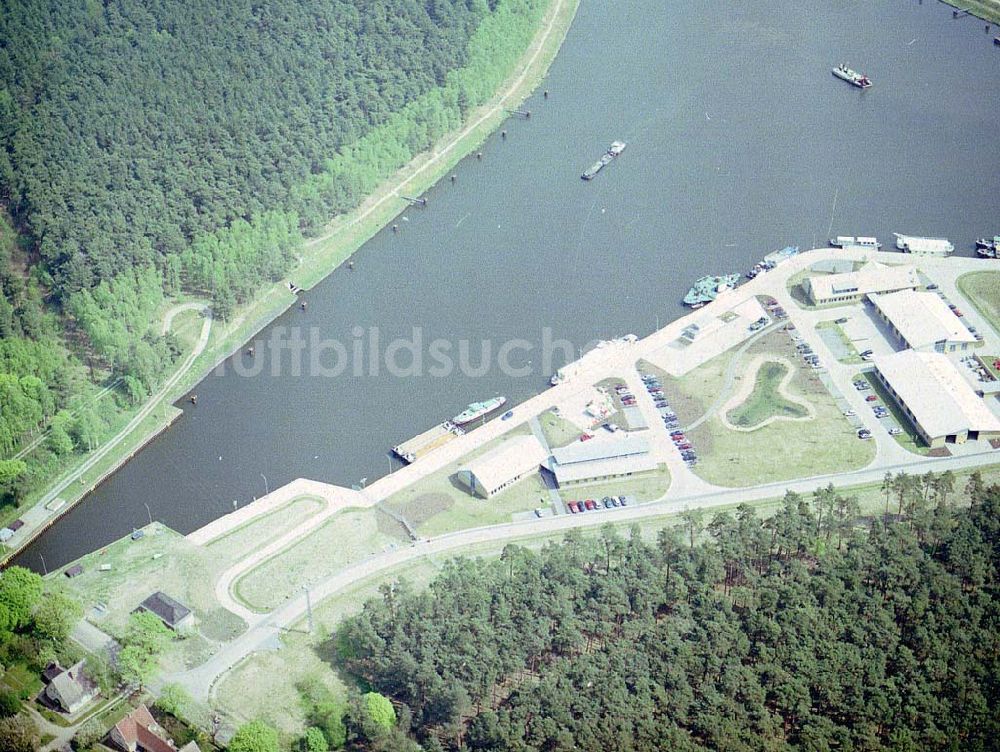 Niegripp von oben - Baustelle am Elbe - Havel - Kanal vor der Schleuse Niegripp am Wasserstraßenkreuz Magdeburg.