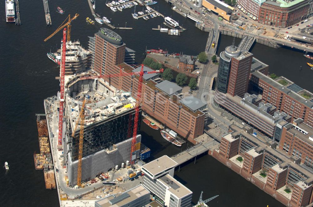 Hamburg aus der Vogelperspektive: Baustelle der Elbphilharmonie Hamburg