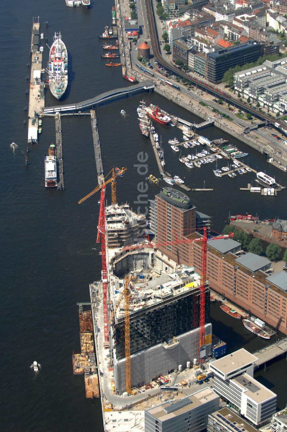 Luftbild Hamburg - Baustelle der Elbphilharmonie Hamburg