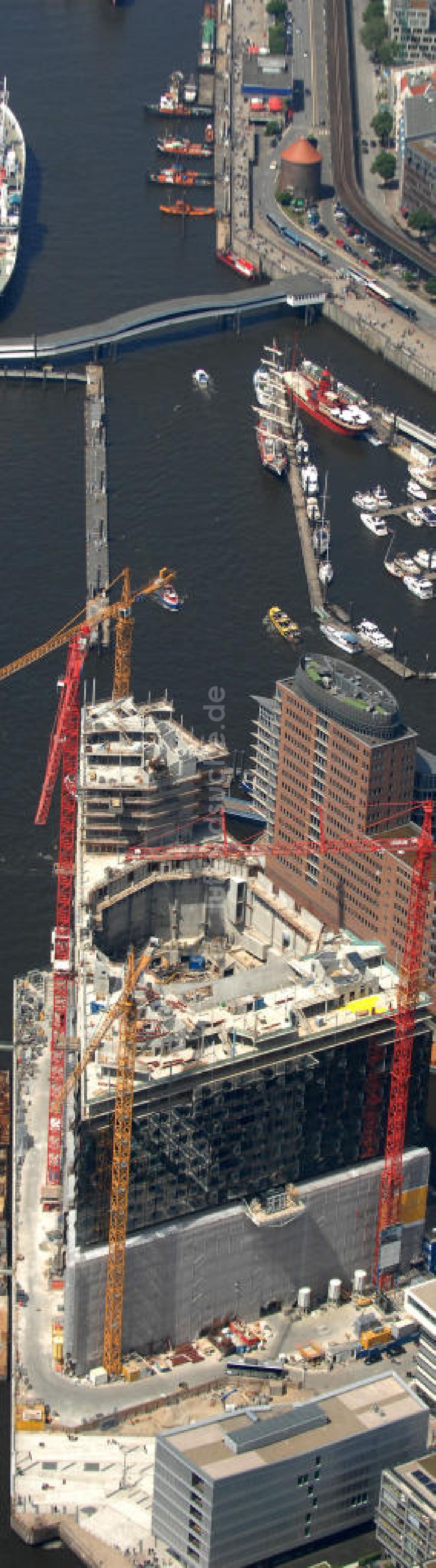 Hamburg aus der Vogelperspektive: Baustelle der Elbphilharmonie Hamburg