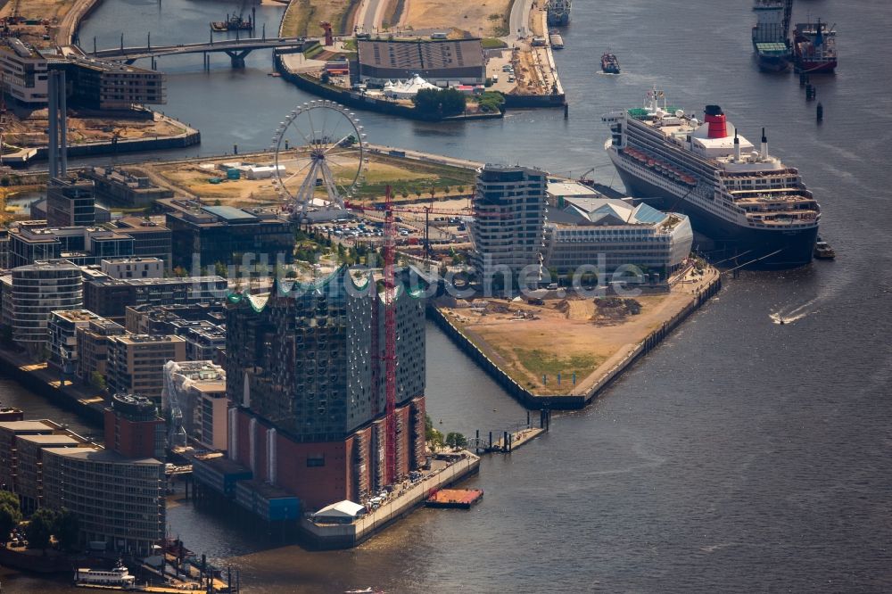 Hamburg aus der Vogelperspektive: Baustelle der Elbphilharmonie in Hamburg