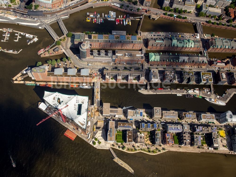 Luftaufnahme Hamburg - Baustelle der Elbphilharmonie in Hamburg