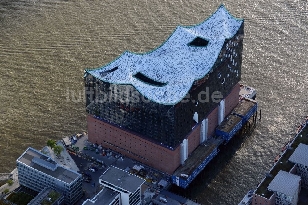 Hamburg von oben - Baustelle der Elbphilharmonie in Hamburg