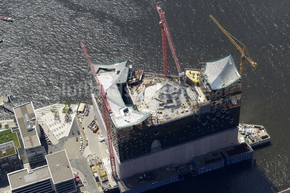 Luftbild Hamburg - Baustelle der Elbphilharmonie in Hamburg