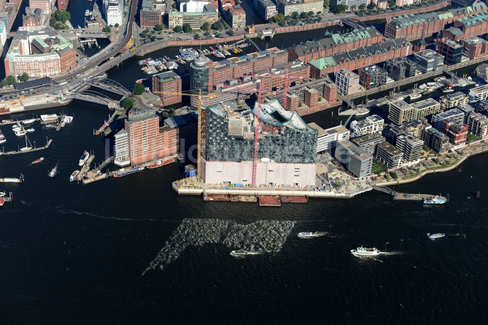 Luftbild Hamburg - Baustelle der Elbphilharmonie in Hamburg