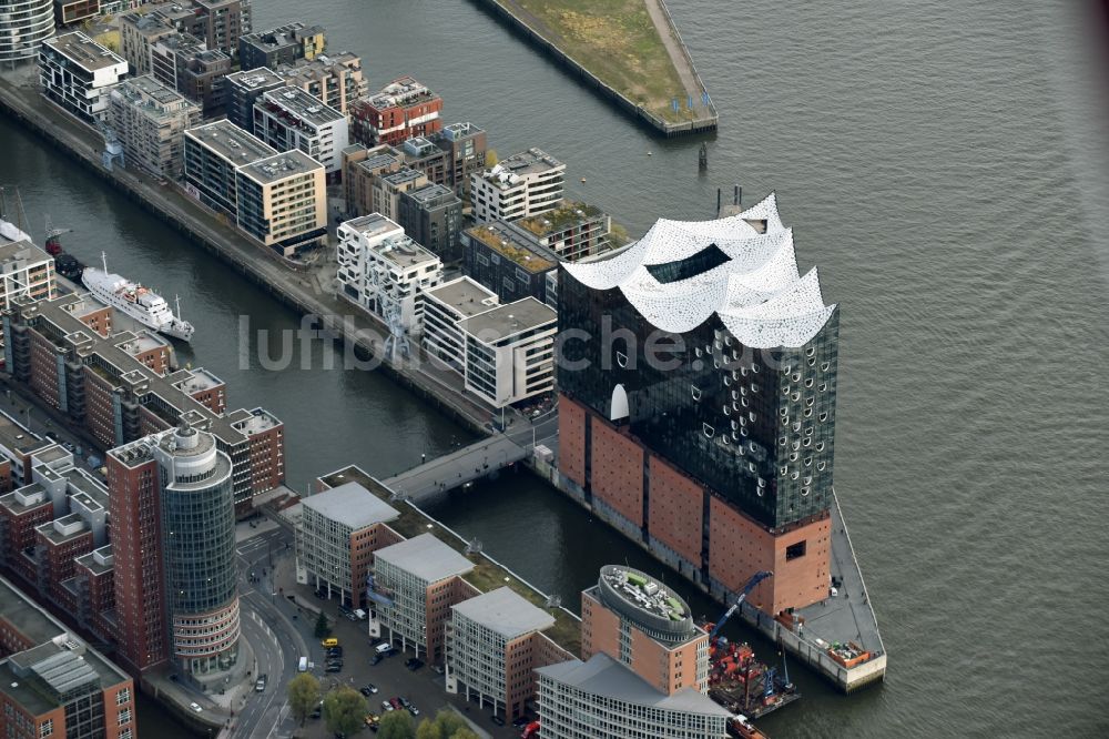 Luftbild Hamburg - Baustelle der Elbphilharmonie in Hamburg