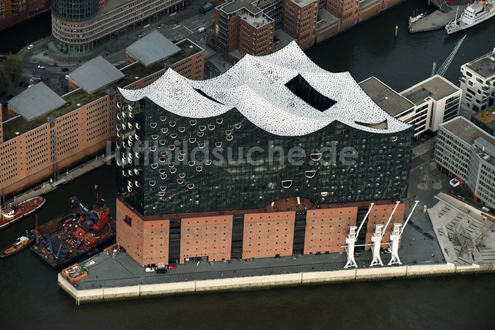 Hamburg von oben - Baustelle der Elbphilharmonie in Hamburg