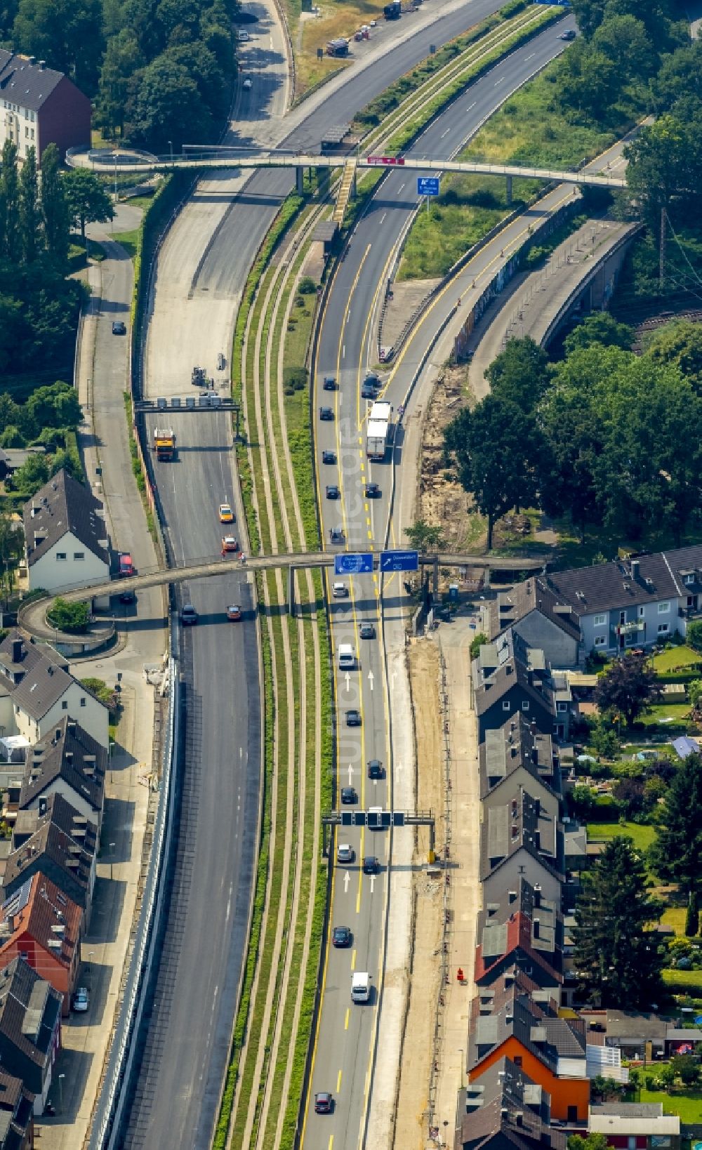 Luftbild Essen - Baustelle Erneuerungsarbeiten an der BAB Autobahn A40 in Essen im Bundesland Nordrhein-Westfalen