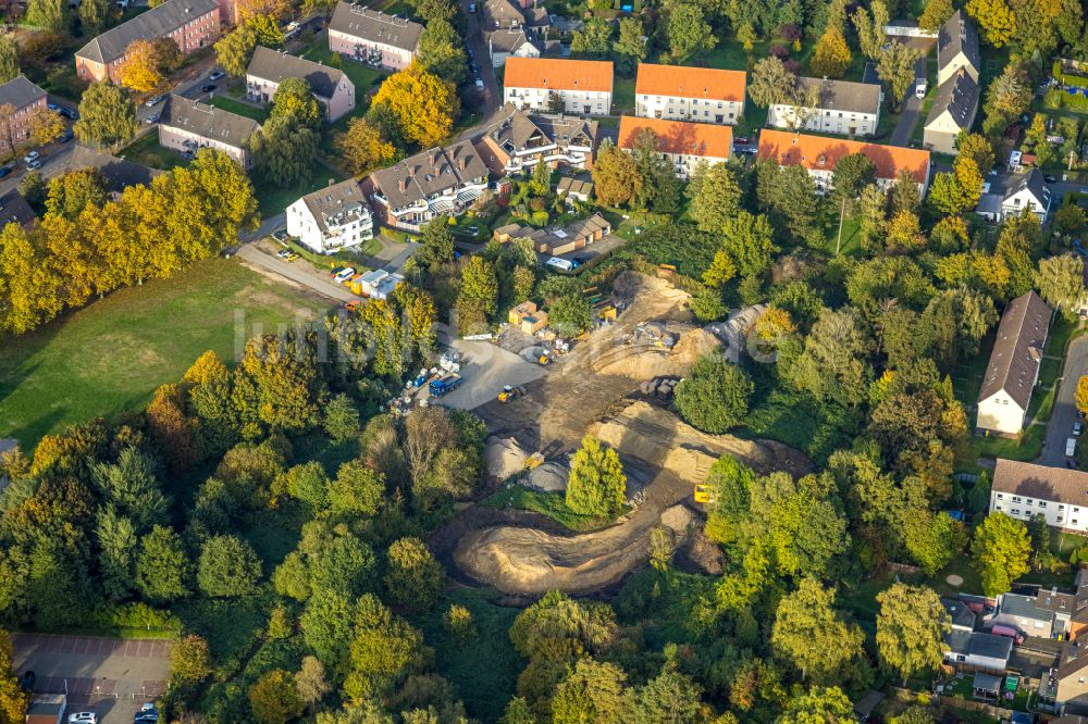 Bottrop aus der Vogelperspektive: Baustelle mit Erschließungs - und Aufschüttungs- Arbeiten in Bottrop im Bundesland Nordrhein-Westfalen, Deutschland