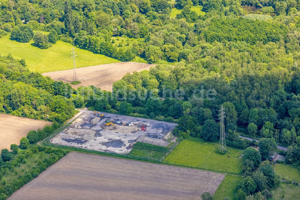 Herne von oben - Baustelle mit Erschließungs - und Aufschüttungs- Arbeiten entlang des Sodinger Bach - Castroper Straße in Herne im Bundesland Nordrhein-Westfalen, Deutschland