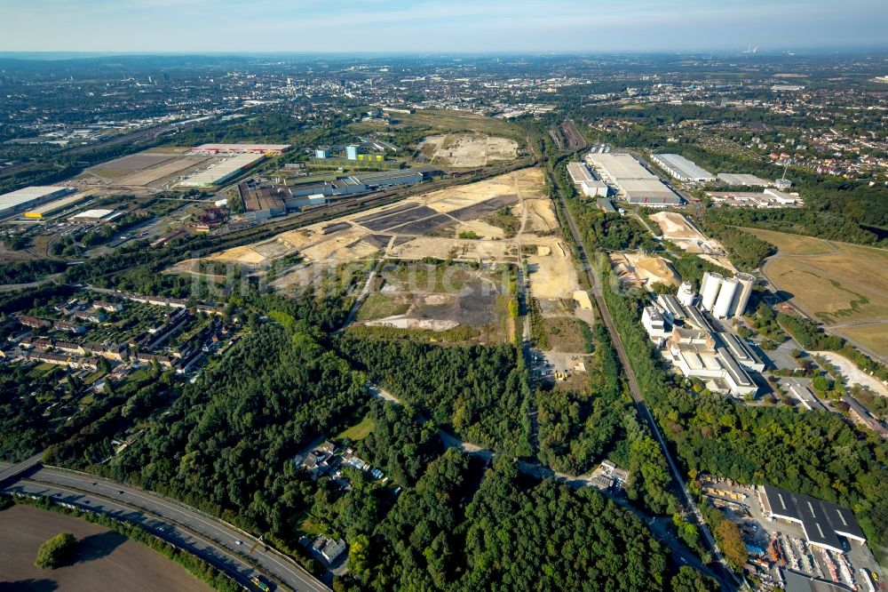 Luftbild Dortmund - Baustelle mit Erschließungs - und Aufschüttungs- Arbeiten auf dem Gelände des ehemaligen Hoeschgeländes in Dortmund im Bundesland Nordrhein-Westfalen