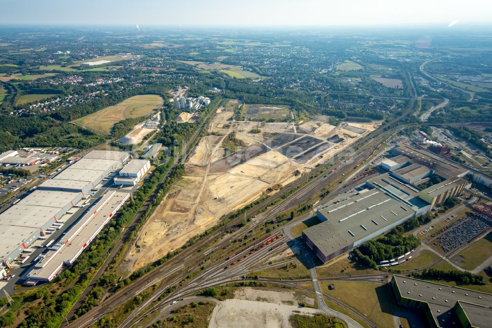 Dortmund von oben - Baustelle mit Erschließungs - und Aufschüttungs- Arbeiten auf dem Gelände des ehemaligen Hoeschgeländes in Dortmund im Bundesland Nordrhein-Westfalen