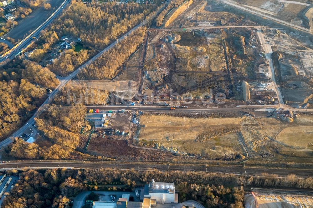 Luftaufnahme Dortmund - Baustelle mit Erschließungs - und Aufschüttungs- Arbeiten auf dem Gelände des ehemaligen Hoeschgeländes in Dortmund im Bundesland Nordrhein-Westfalen