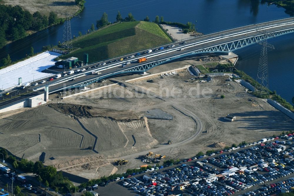 Berlin von oben - Baustelle mit Erschließungs - und Aufschüttungs- Arbeiten auf dem Gelände an der Minna-Todenhagen-Straße in Berlin, Deutschland