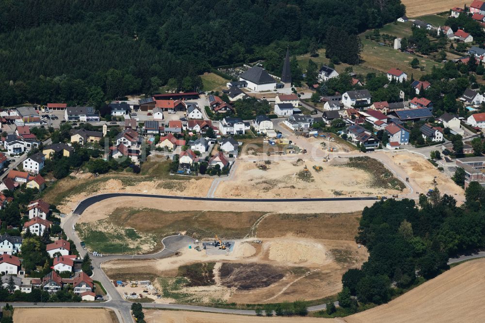 Luftbild Pentling - Baustelle mit Erschließungs - und Aufschüttungs- Arbeiten in Großberg in Pentling im Bundesland Bayern, Deutschland