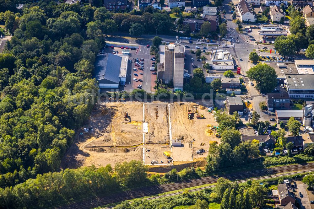 Gelsenkirchen von oben - Baustelle mit Erschließungs - und Aufschüttungs- Arbeiten an der Lindenstraße in Gelsenkirchen im Bundesland Nordrhein-Westfalen, Deutschland