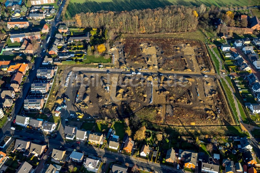 Luftbild Hamm - Baustelle mit Erschließungs - und Aufschüttungs- Arbeiten für den Neubau einer Einfamilienhaussiedlung in Hamm im Bundesland Nordrhein-Westfalen, Deutschland