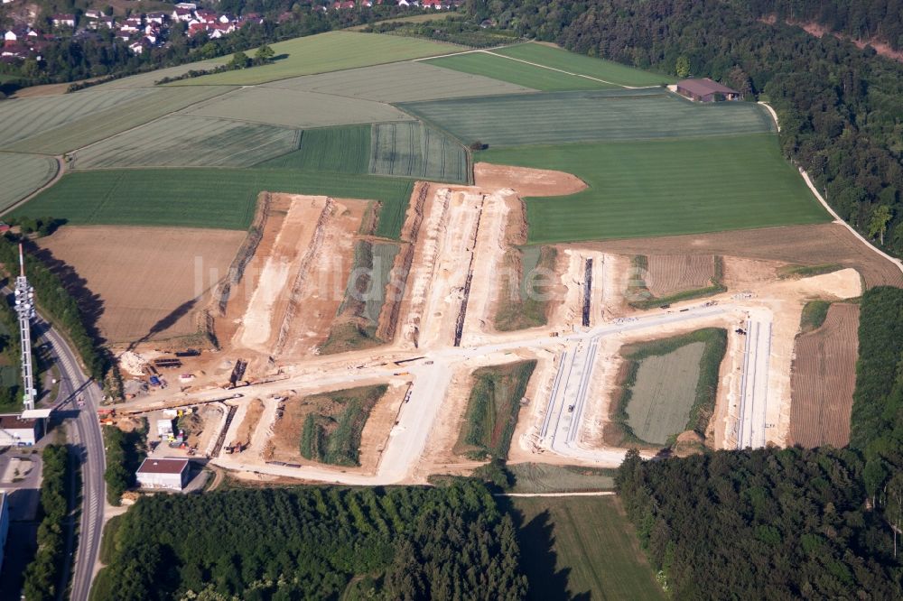 Luftbild Ulm - Baustelle mit Erschließungs - und Aufschüttungs- Arbeiten für das Neubaugebiet an der Marie-Goeppert-Mayer Straße in Ulm im Bundesland Baden-Württemberg, Deutschland